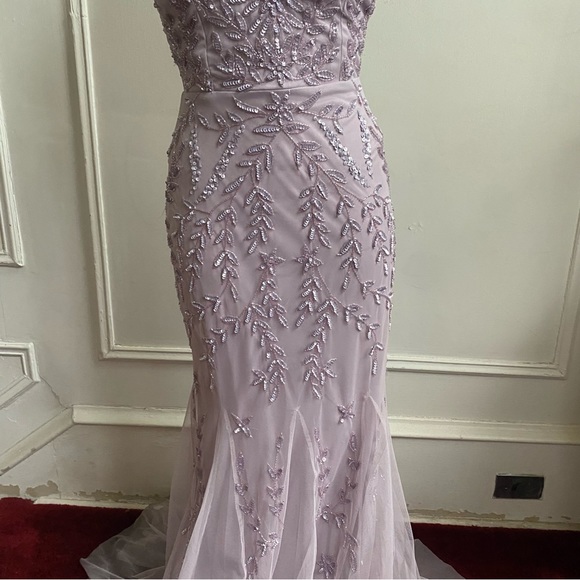 Marina Beaded V-Neck Gown - Picture 4 of 10